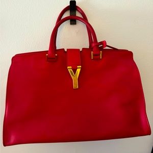 Saint Laurent Cabas Y Leather Tote Bag